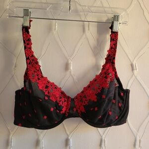 Bali Bra / Black Color / Red Embroidery / 38C